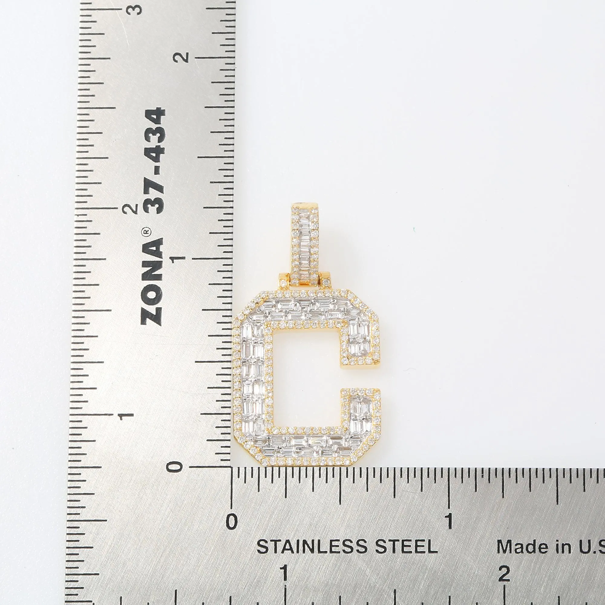 10K GOLD BAGUTTE AND ROUND DIAMOND INITIAL LETTER C PENDANT 1.52 CT