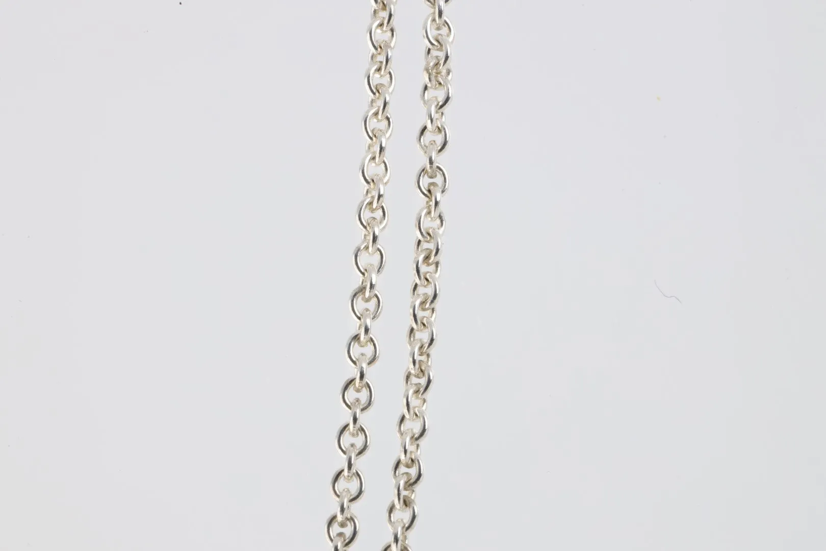 16" Tiffany & Co. 925 Silver Infinity Pendant Necklace (5.88g.)