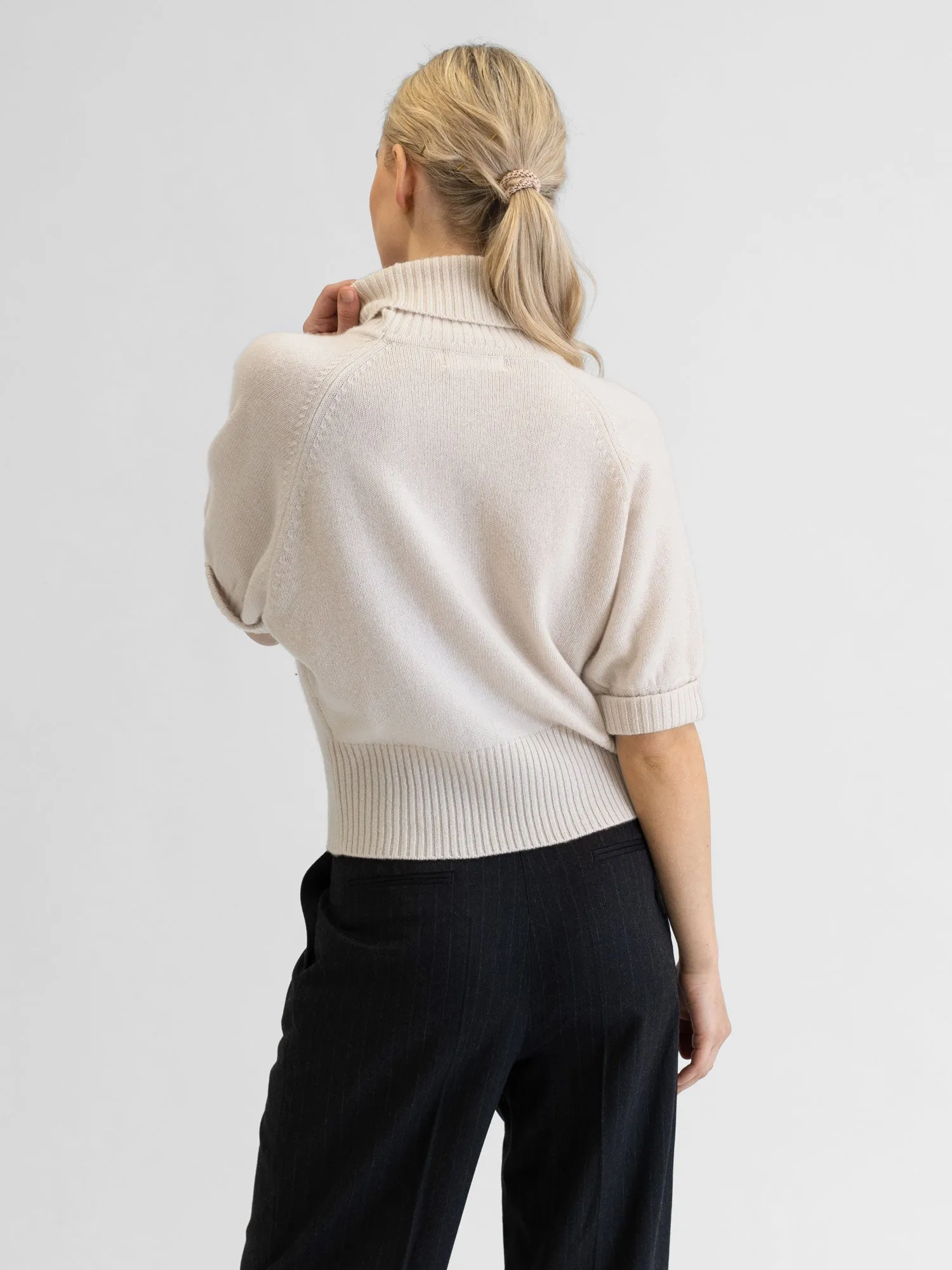 Cashmere sweater "Una" - pearl