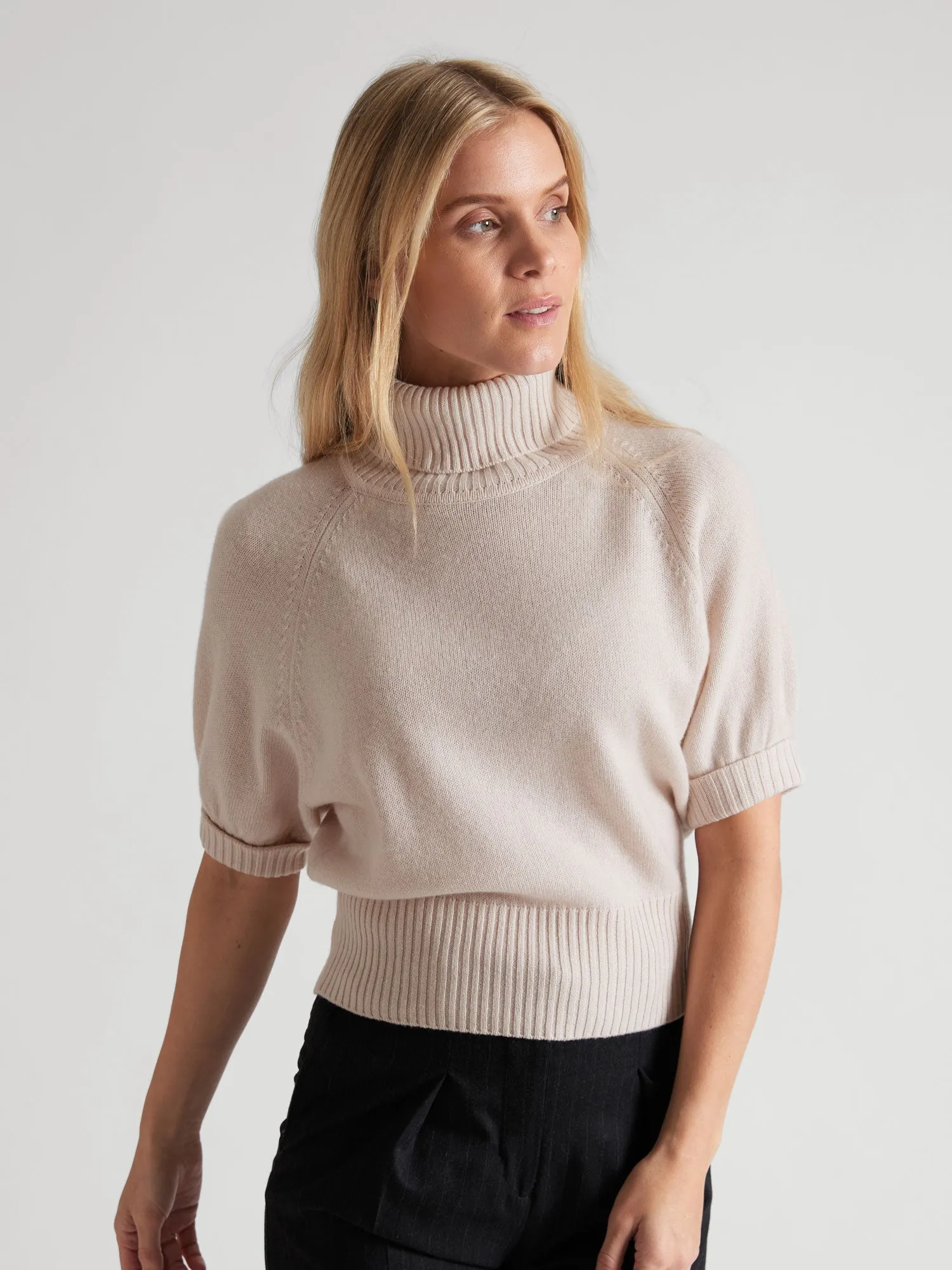 Cashmere sweater "Una" - pearl