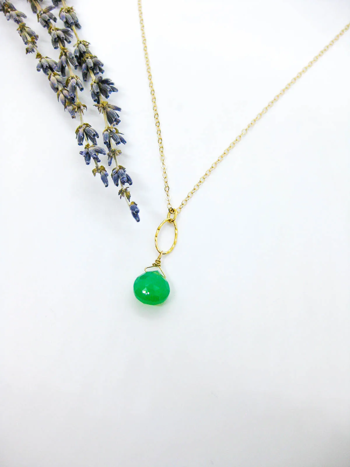 Chrysanthe: Chrysoprase Necklace - n580