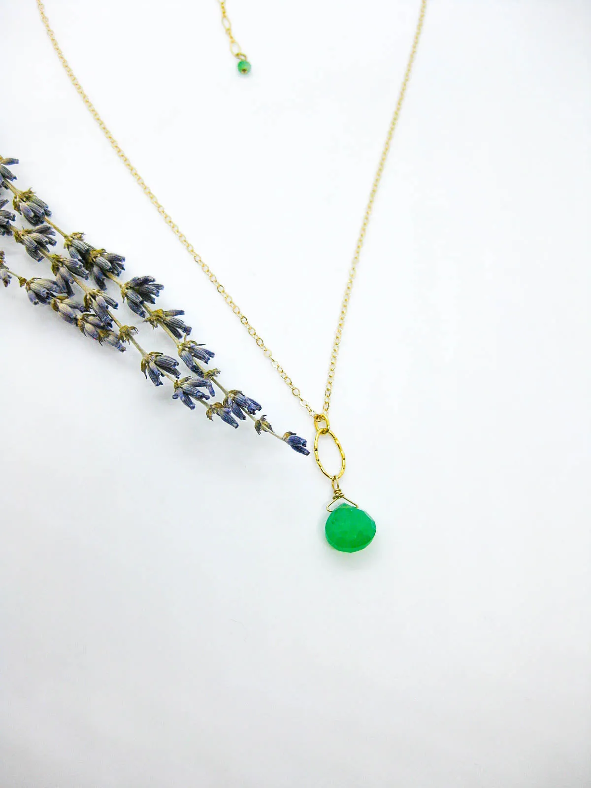 Chrysanthe: Chrysoprase Necklace - n580