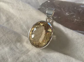 Citrine Naevia Pendant - Large Oval