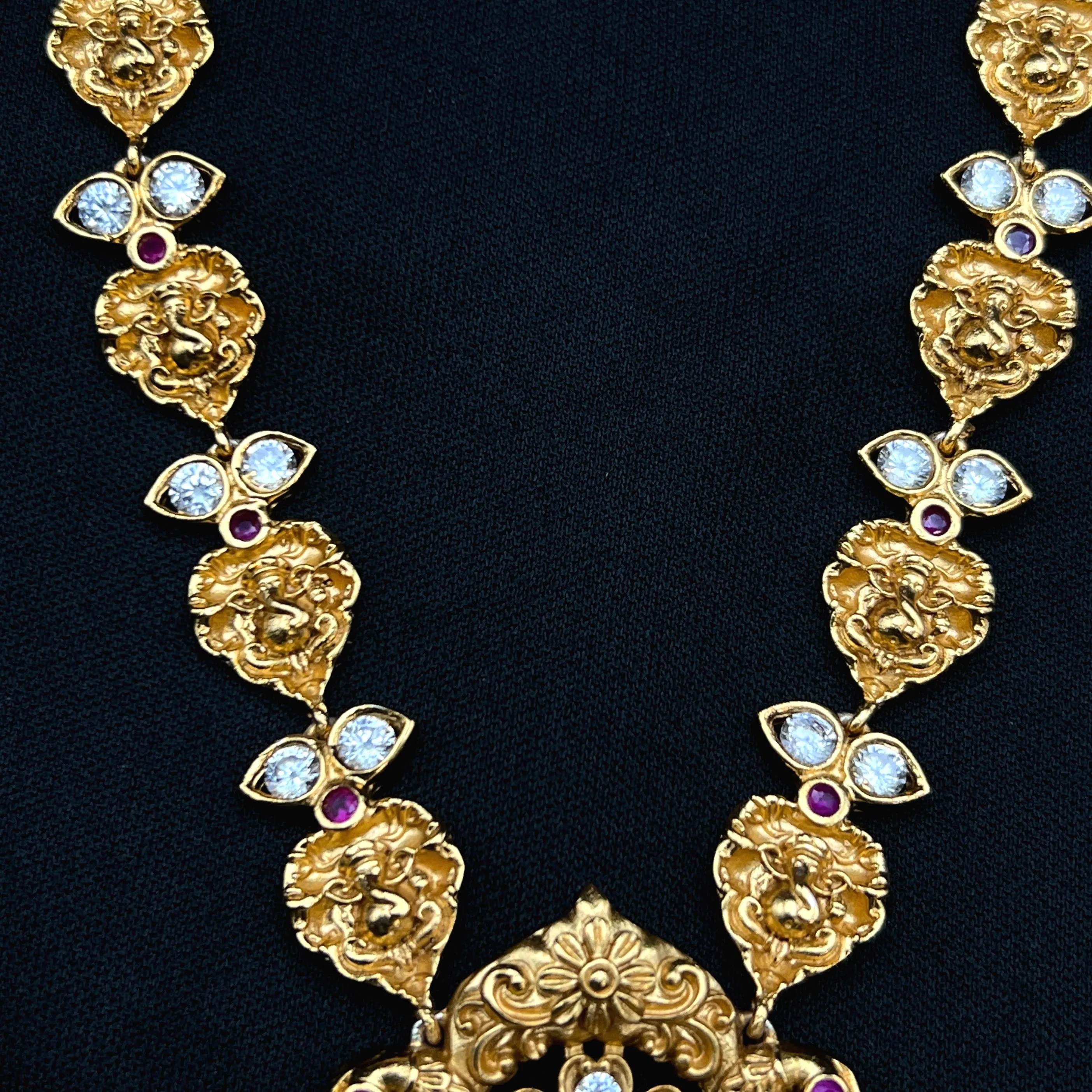 Gold Alike Ganesha In Leaf Necklace set