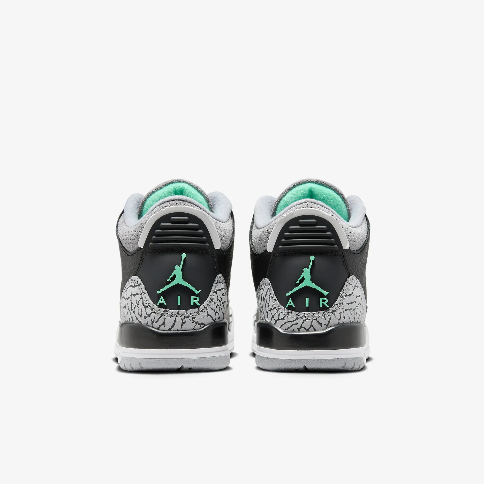 (GS) Air Jordan 3 Retro 'Green Glow' (2024) DM0967-031