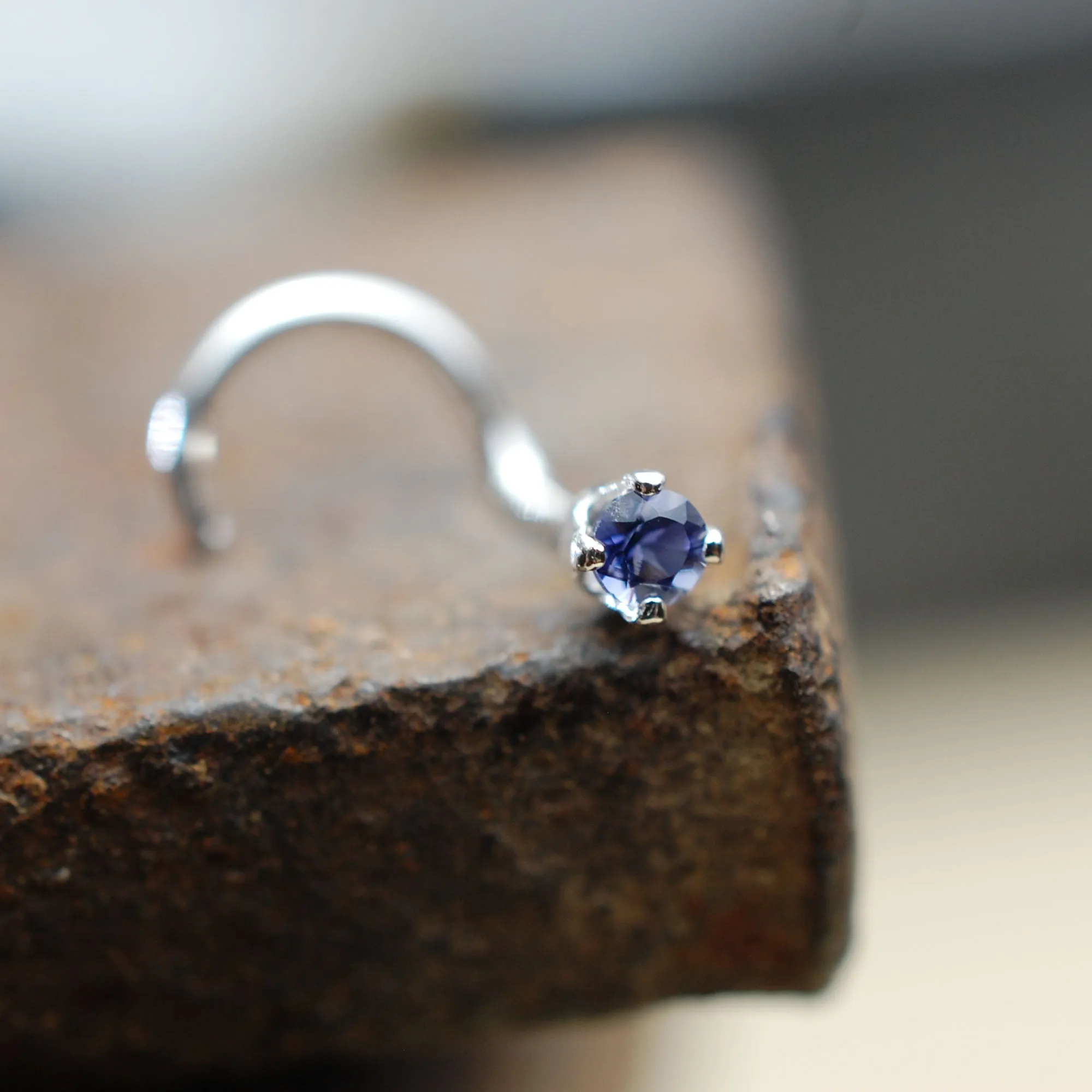 Iolite 2mm Nose Stud