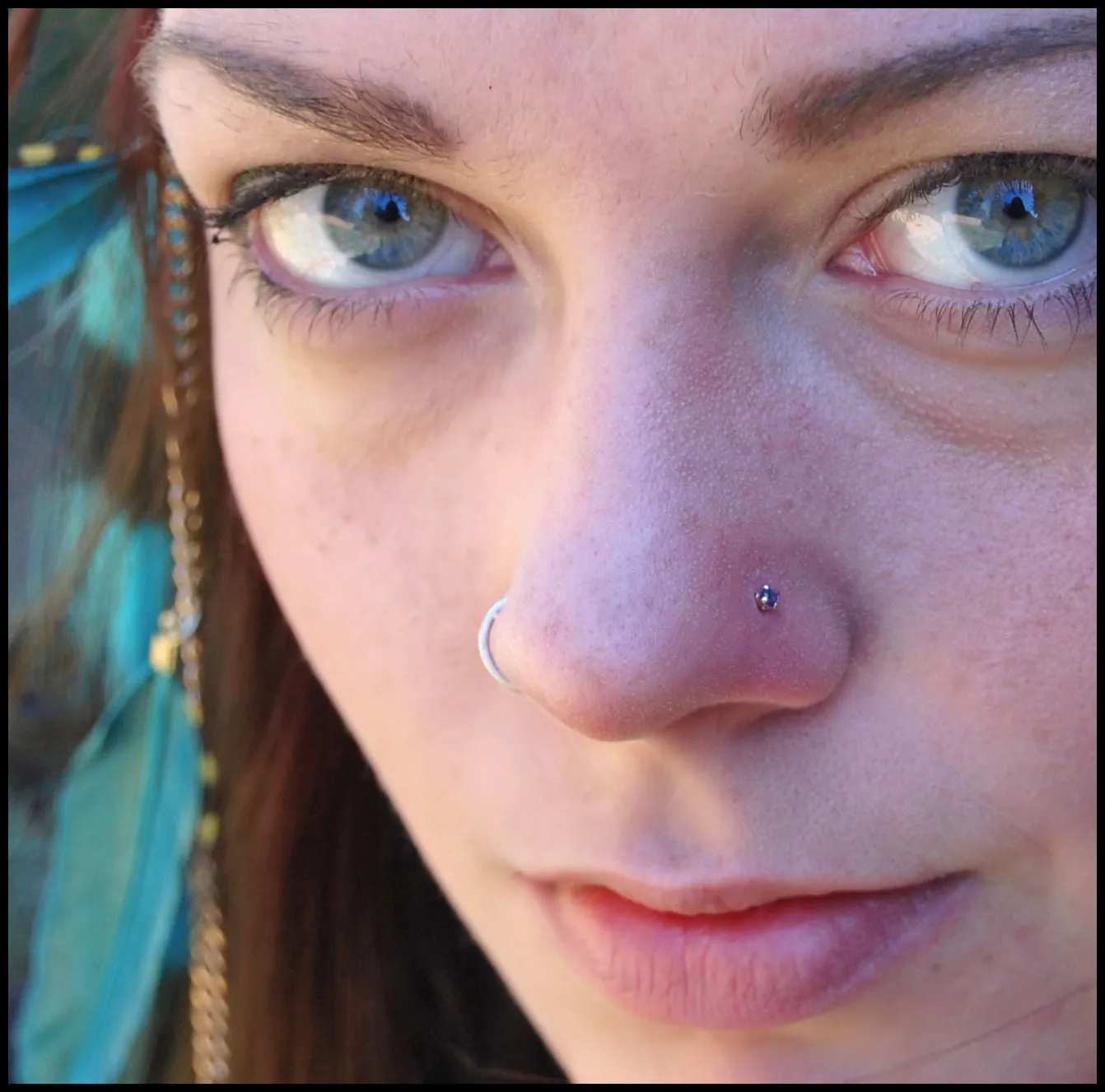 Iolite 2mm Nose Stud