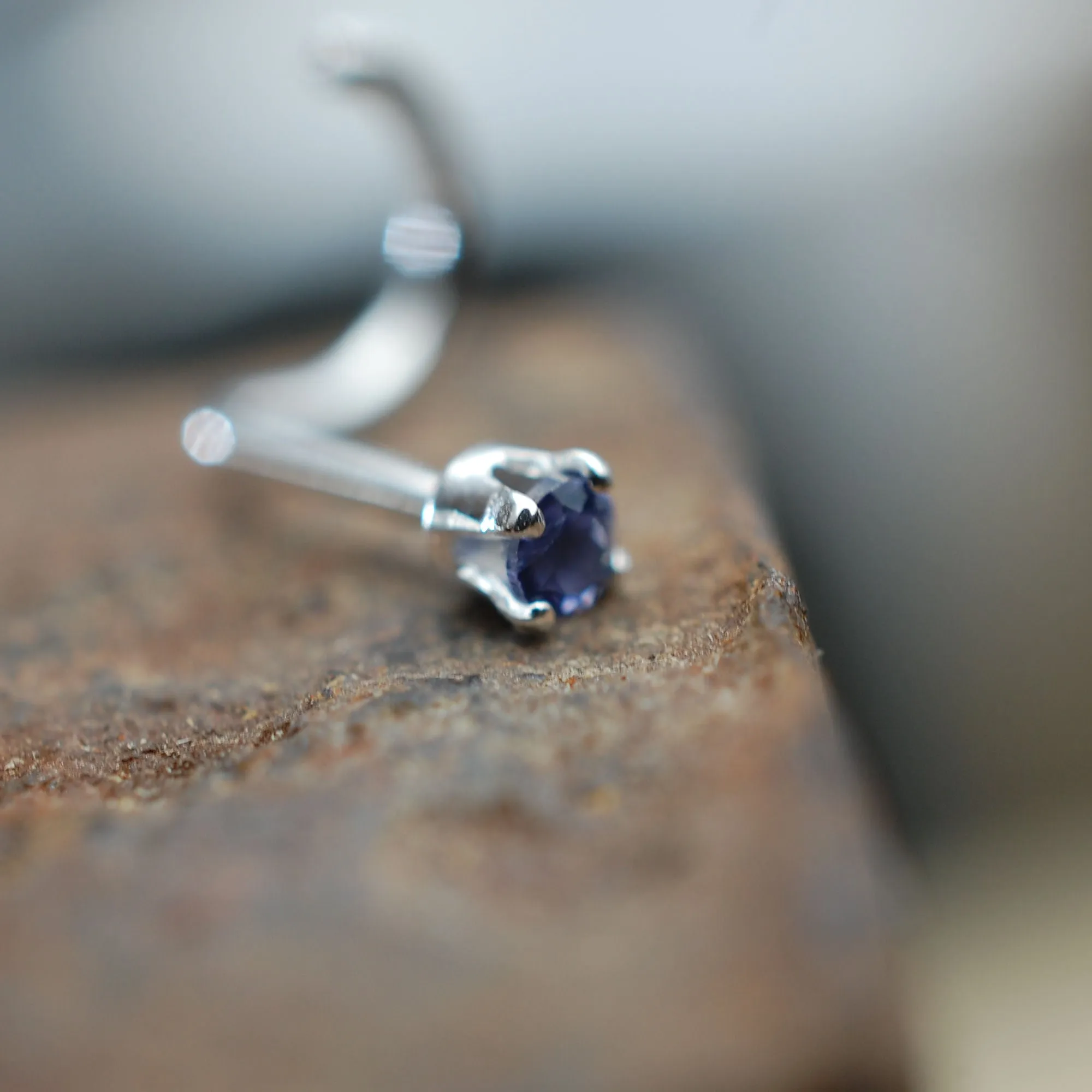 Iolite 2mm Nose Stud