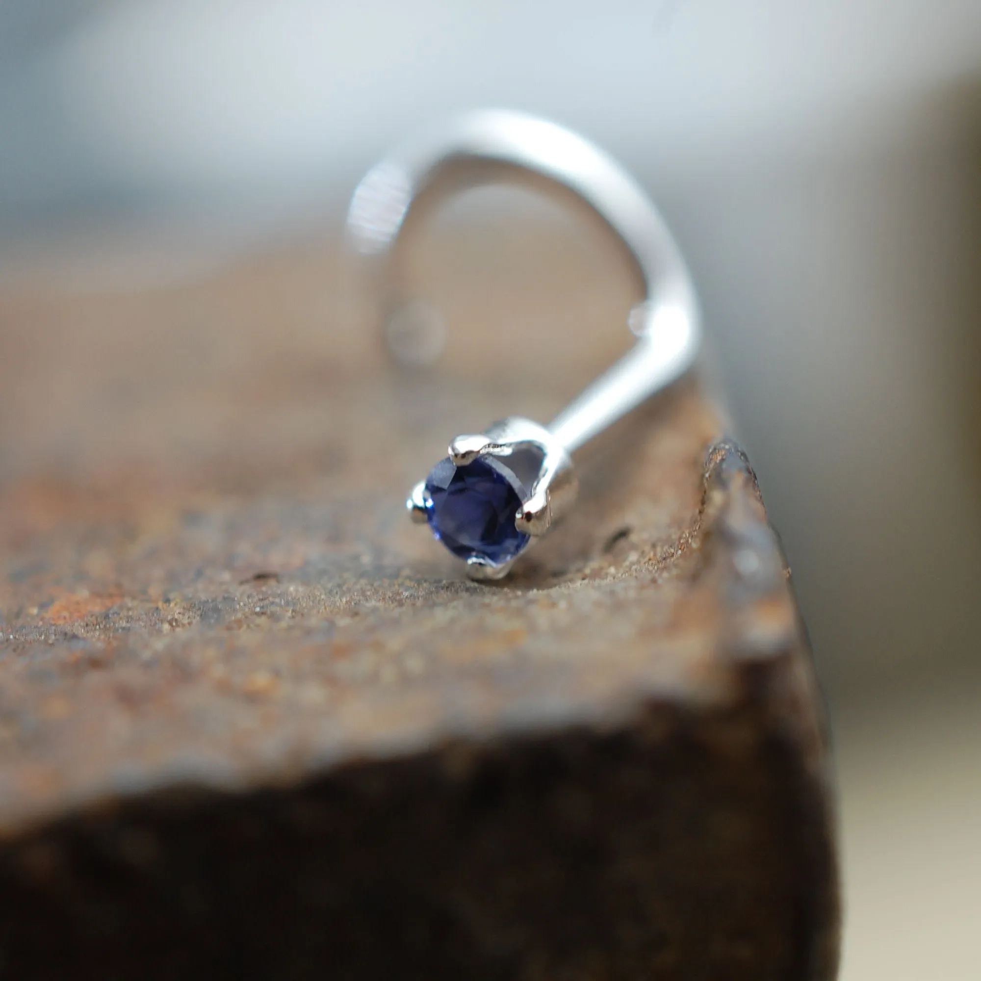 Iolite 2mm Nose Stud