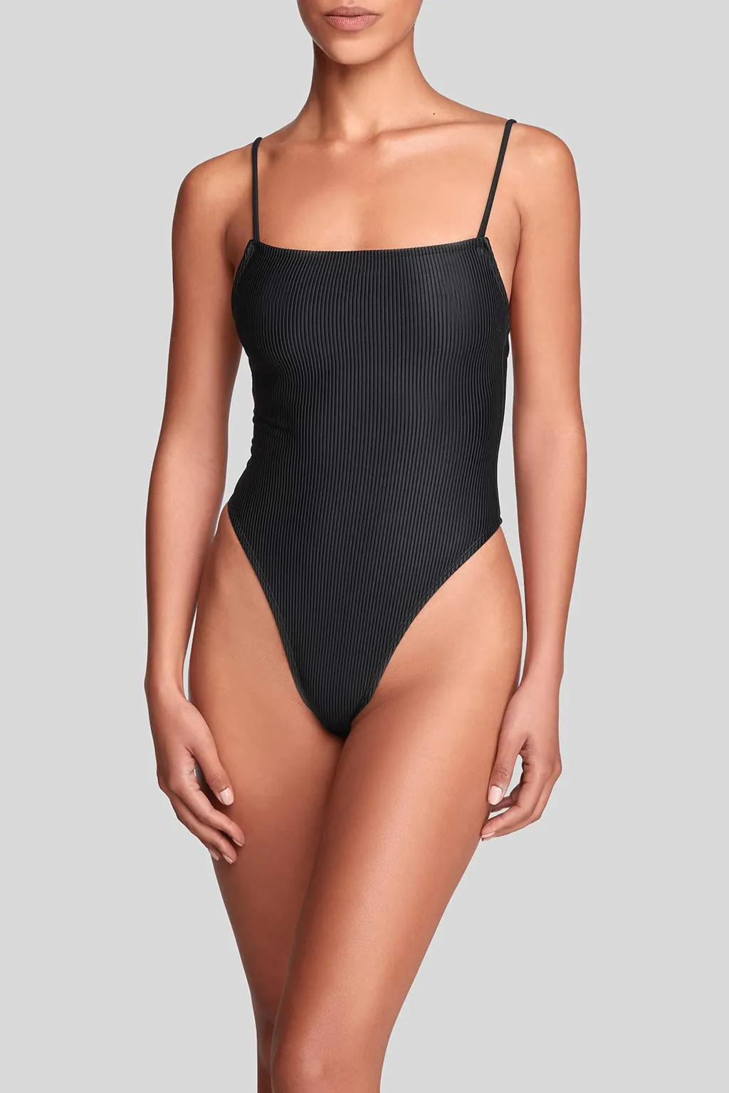 Line One piece Rib