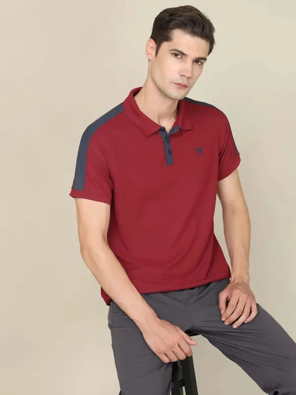 Men Colorblock Slim Fit Polo T-shirt with MATPIQ