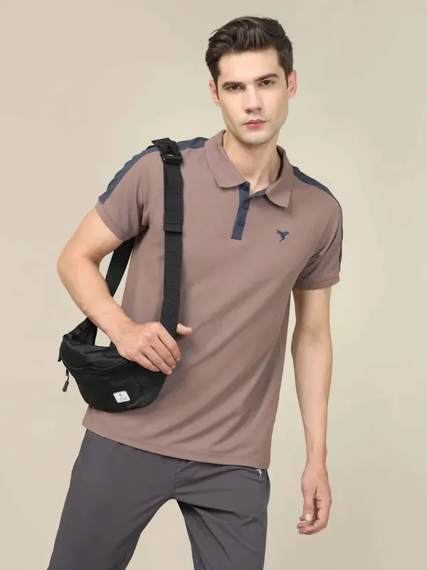 Men Colorblock Slim Fit Polo T-shirt with MATPIQ