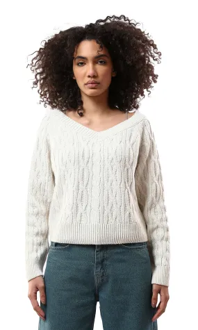 O172550 Off-White Knitted Pullover With Wide V-Neck