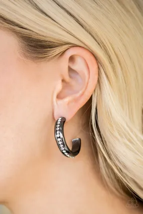 Paparazzi Accessories - 5th Avenue Fashionista #E38 Bin - Black Earrings