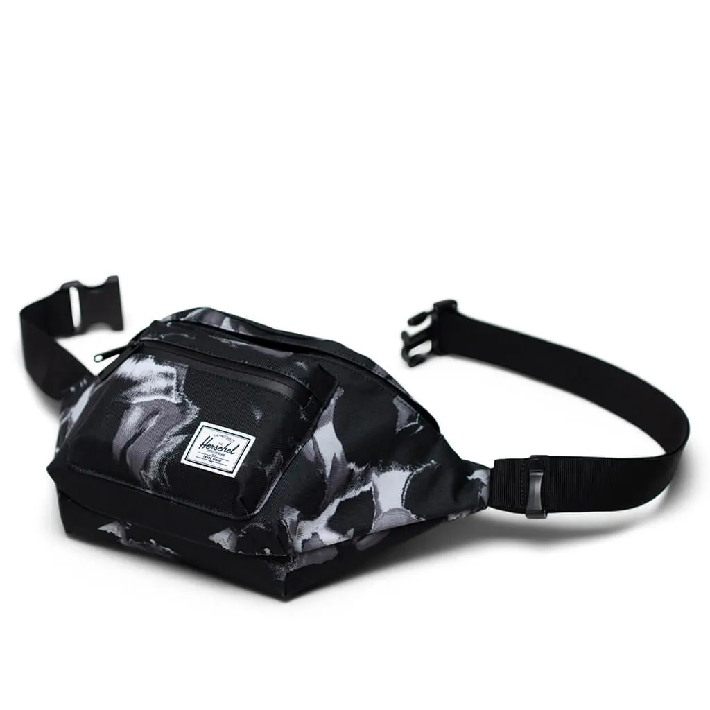 Seventeen Hip Pack - Dye Wash Black