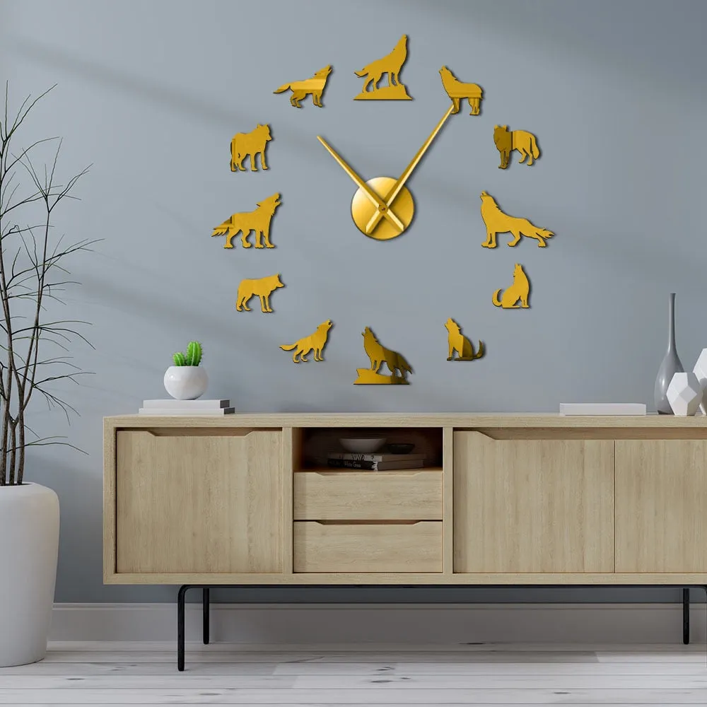 Unique DIY Wolf Wall Clock