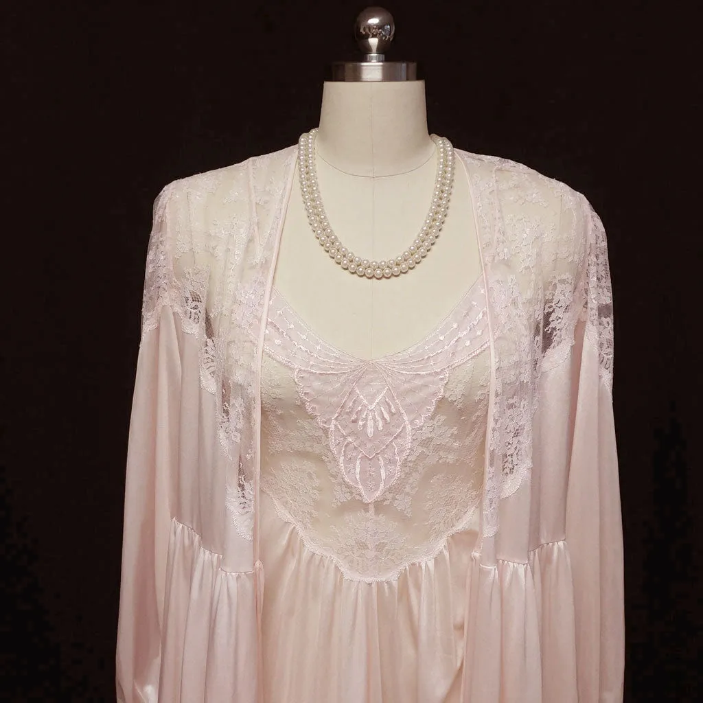 *VINTAGE LILY OF FRANCE SLEEPWEAR BRIDAL WEDDING NIGHT LACE PEIGNOIR & NIGHTGOWN SET IN DUSTING POWDER