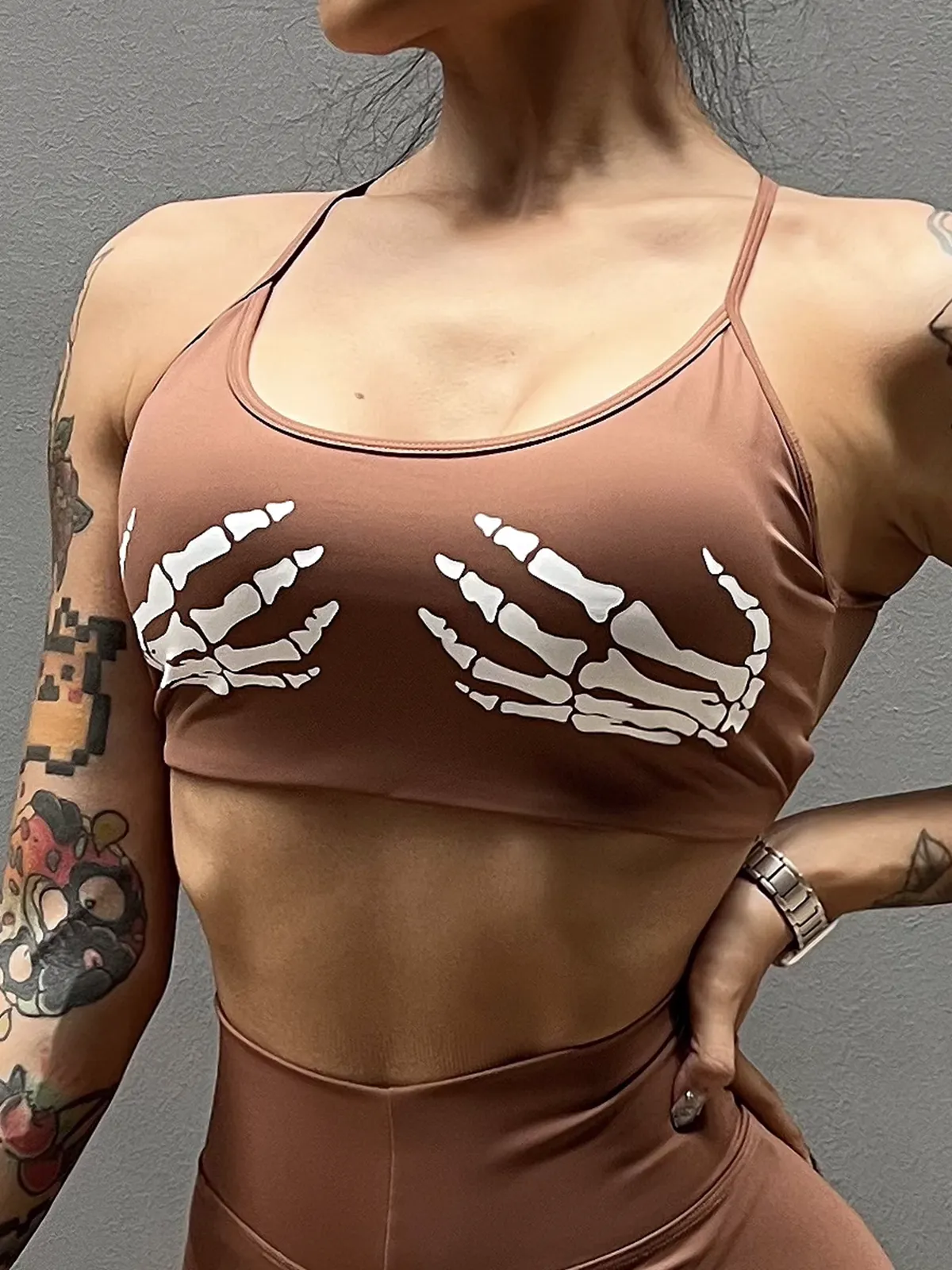 ZASUWA Female "Hand Bones" Print Cross Back Sports Bras